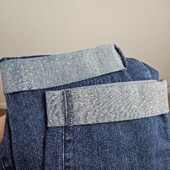 Chicos Womens 15 Cuffed Capri Blue Jeans Mid-Rise Med Wash Denim Bling 32" Waist - Picture 8 of 10